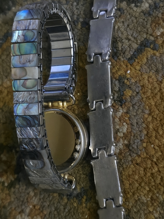 Vintage Silver-Tone Abalone Inlay Bracelet Watch - Picture 5 of 6
